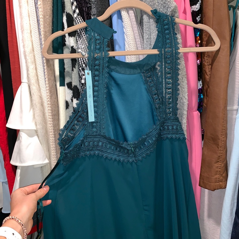 NEW GREEN DRESS - Picture 2 of 2